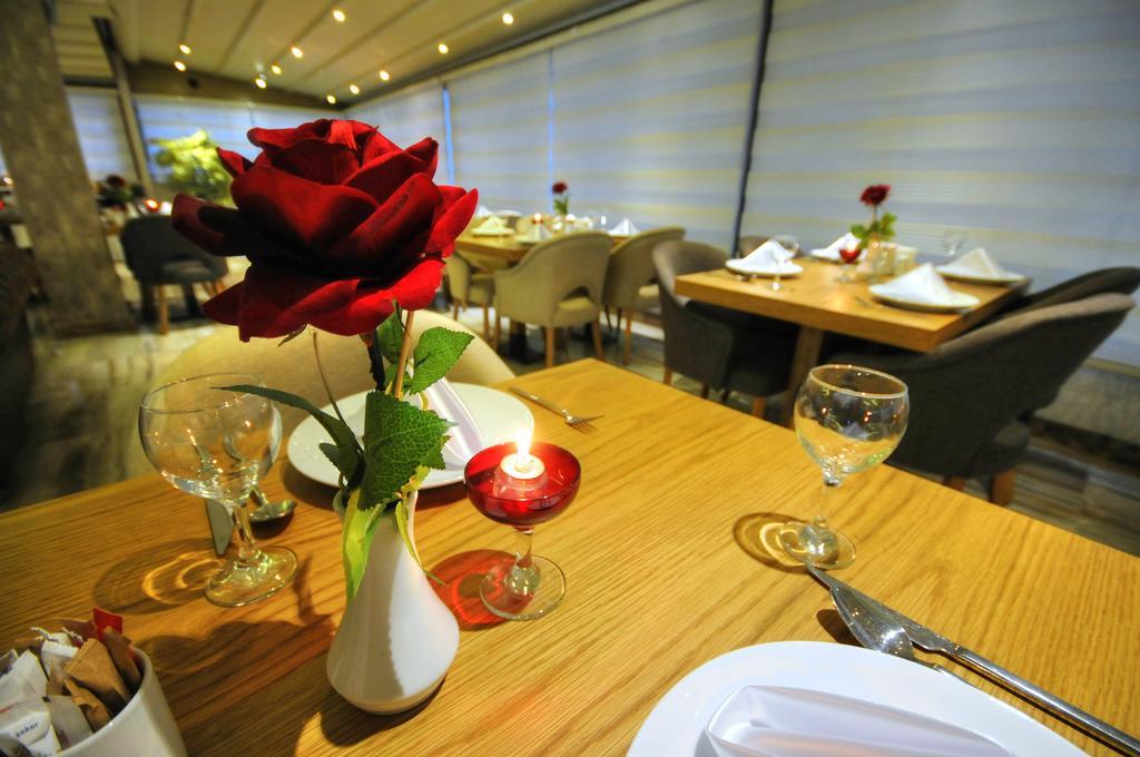 Golden Deluxe Hotel 아다나 외부 사진